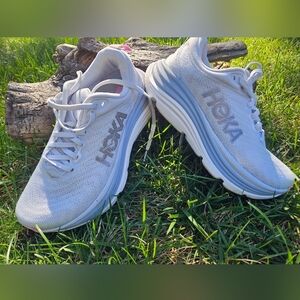 Hoka White and Gray Athletic Shoes Gaviota 5 Size 6.5B